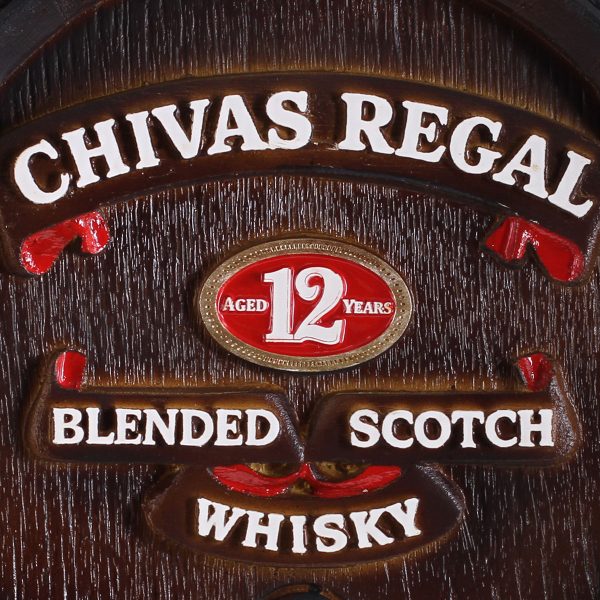 Barril decorativo de parede pequeno - Chivas Whisky - Image 2