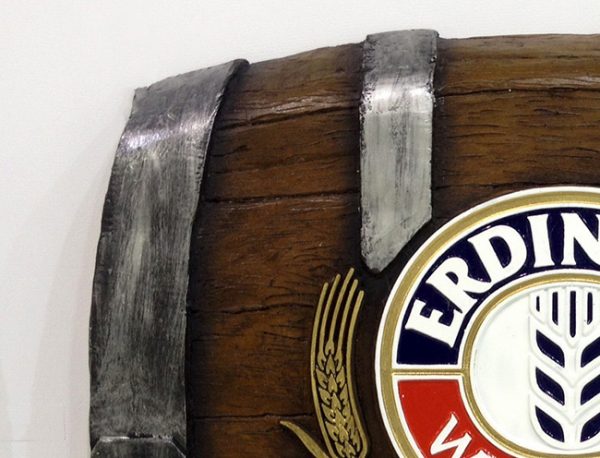 Barril Horizontal de parede em fibra decorativo - Erdinger Cerveja - Image 3