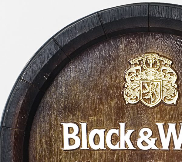 Barril de parede grande em Fibra KG - Black & White Whisky - Image 3
