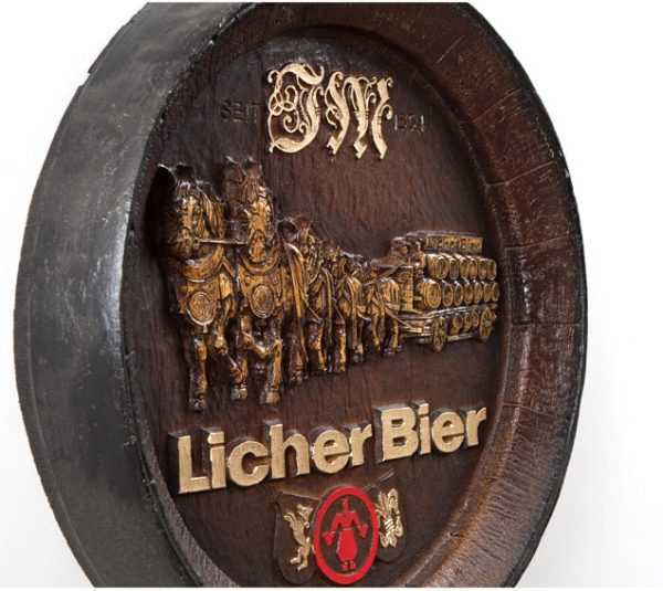 Barril de parede grande em Fibra KG - Licher Cavalos Cerveja - Image 5