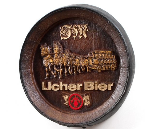 Barril de parede grande em Fibra KG - Licher Cavalos Cerveja - Image 2