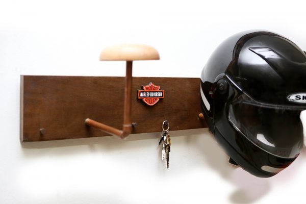 Suporte KG Porta-Capacete Duplo c/ Porta-chaves - Image 3