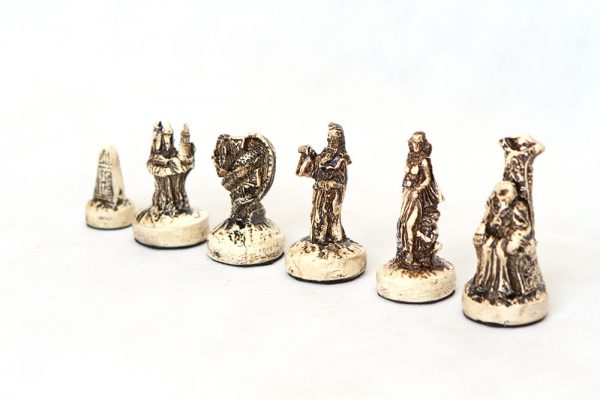 Peças de Xadrez KG de Resina - Coleção RPG (32 peças) - Image 5