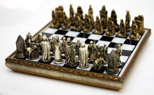 Peças de Xadrez KG de Resina - Coleção Vikings X Scandinavos (32 peças) - Image 17