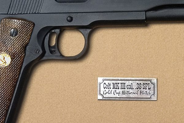 Quadro de Arma Resina KG Colt MK III cal. .38 SPL - Gold Cup National Match - Clássico - Image 2