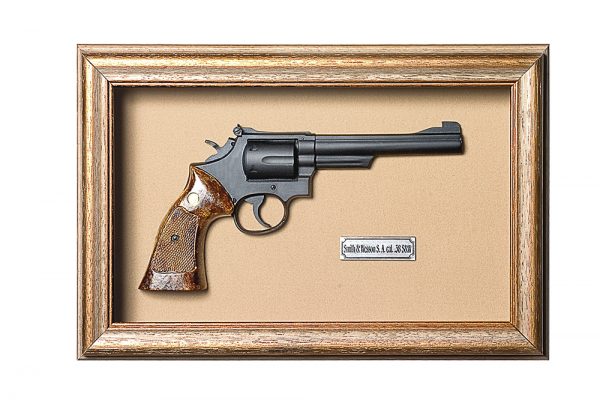 Quadro de Arma Resina KG Smith & Wesson S.A. cal. 38 S&W - Clássico - Image 2